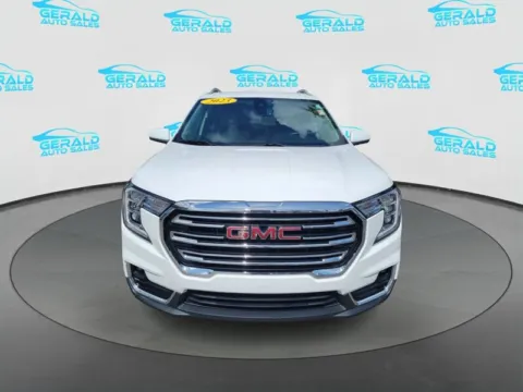 Photos of 2023 GMC Terrain SLT for sale in Joliet, IL at Gerald Auto Sales