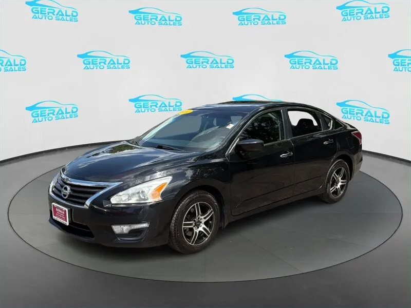 Black 2014 Nissan Altima 2.5 S for sale in Joliet, IL