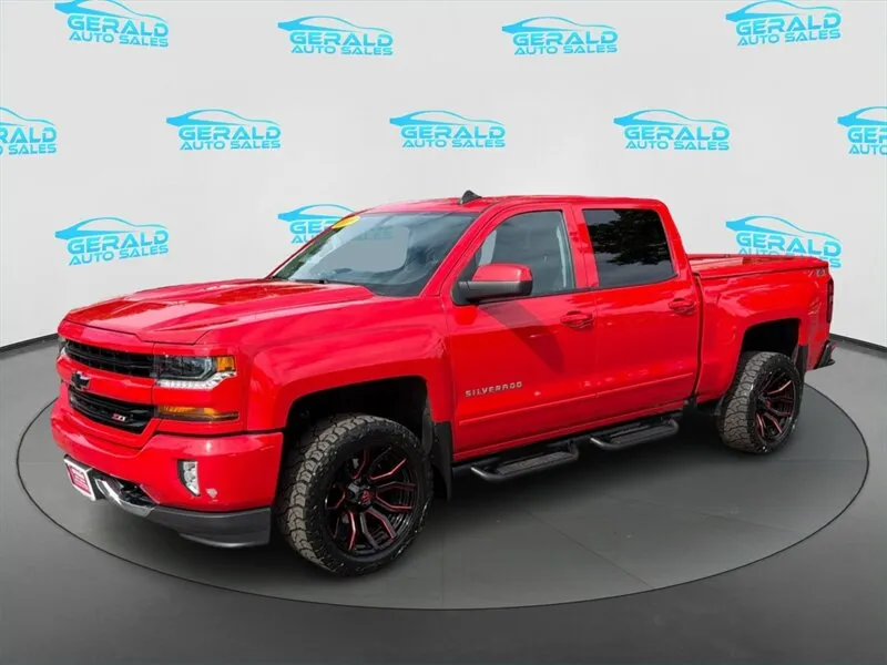 Silver 2017 Chevrolet Silverado 1500 LT Z71 for sale in Joliet, IL
