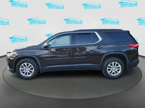 Another view of 2019 Chevrolet Traverse LT Cloth for sale in Joliet, IL at Gerald Auto Sales