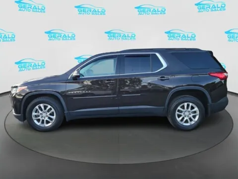 Another view of 2019 Chevrolet Traverse LT Cloth for sale in Joliet, IL at Gerald Auto Sales