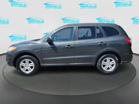 Another view of 2010 Hyundai SANTA FE GLS for sale in Joliet, IL at Gerald Auto Sales