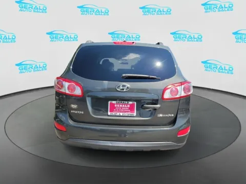 More photos of 2010 Hyundai SANTA FE GLS at Gerald Auto Sales, IL