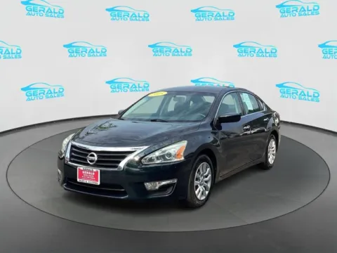Black 2015 Nissan Altima 2.5 S for sale in Joliet, IL