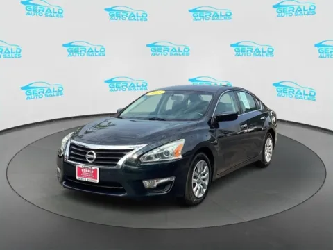 Black 2015 Nissan Altima 2.5 S for sale in Joliet, IL