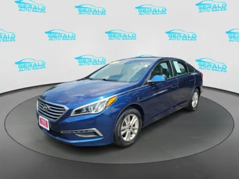 Blue 2015 Hyundai SONATA SE for sale in Joliet, IL