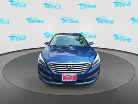 Photos of 2015 Hyundai SONATA SE for sale in Joliet, IL at Gerald Auto Sales