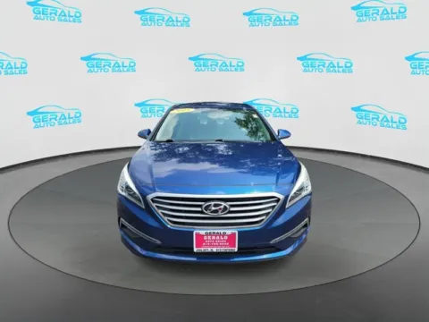 Photos of 2015 Hyundai SONATA SE for sale in Joliet, IL at Gerald Auto Sales