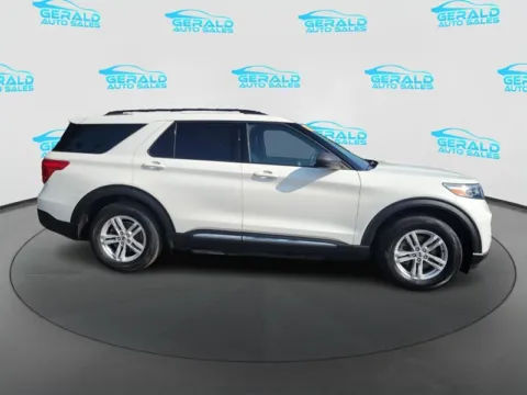 More photos of 2020 Ford Explorer XLT at Gerald Auto Sales, IL