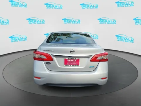 More photos of 2014 Nissan Sentra S at Gerald Auto Sales, IL