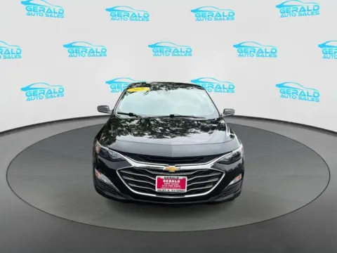 Photos of 2021 Chevrolet Malibu LT for sale in Joliet, IL at Gerald Auto Sales