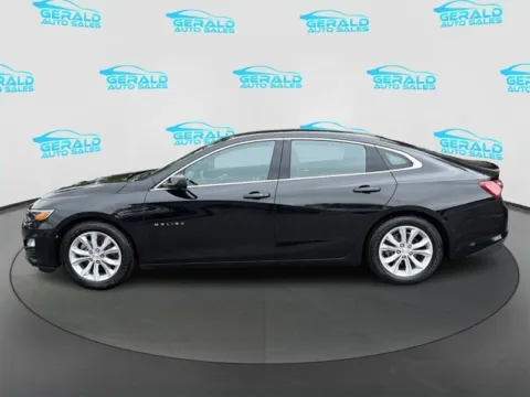 Another view of 2021 Chevrolet Malibu LT for sale in Joliet, IL at Gerald Auto Sales