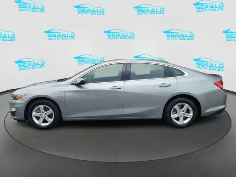 Another view of 2024 Chevrolet Malibu LT for sale in Joliet, IL at Gerald Auto Sales