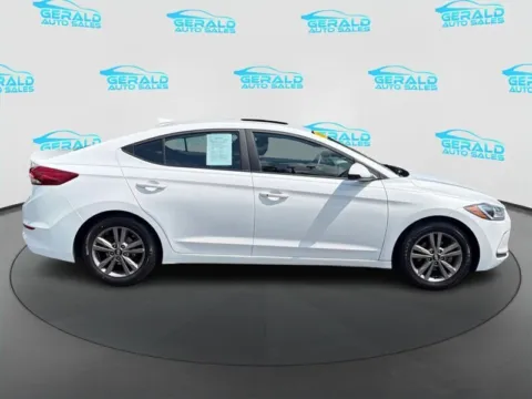 More photos of 2018 Hyundai ELANTRA Value Edition at Gerald Auto Sales, IL