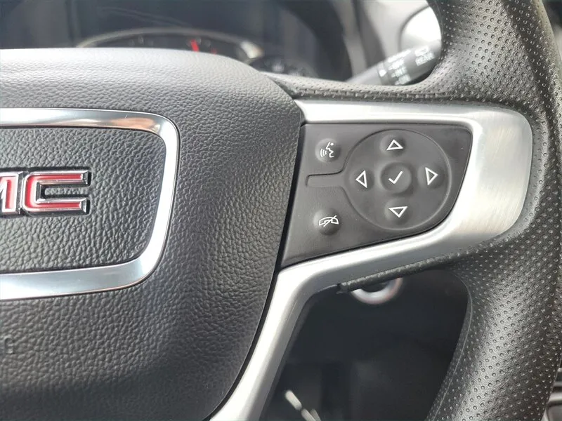 2024 GMC Terrain SLE - Photo 25