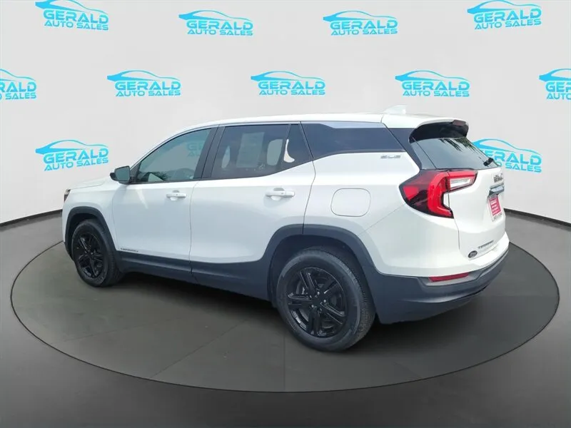 2024 GMC Terrain SLE - Photo 8