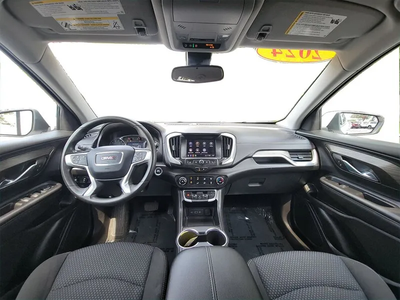 2024 GMC Terrain SLE - Photo 19