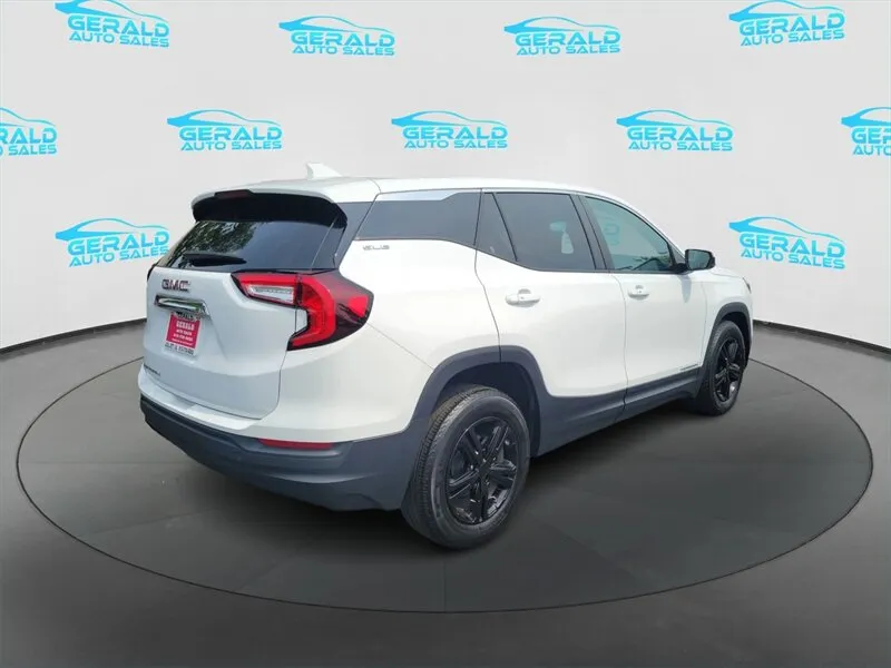 2024 GMC Terrain SLE - Photo 7