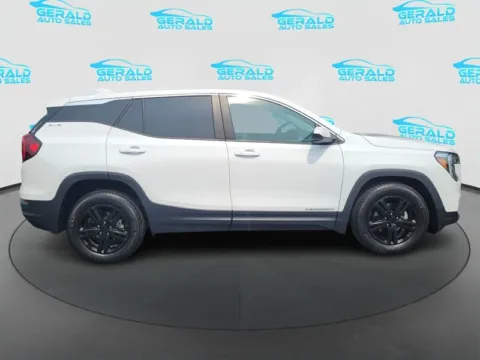 More photos of 2024 GMC Terrain SLE at Gerald Auto Sales, IL