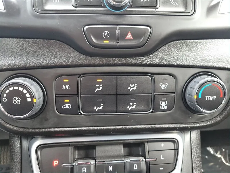 2024 GMC Terrain SLE - Photo 23