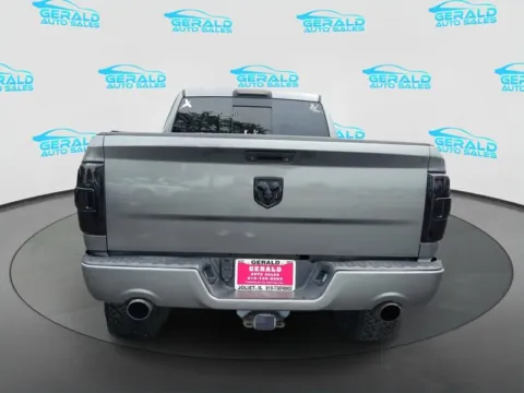More photos of 2013 Ram 1500 Express at Gerald Auto Sales, IL