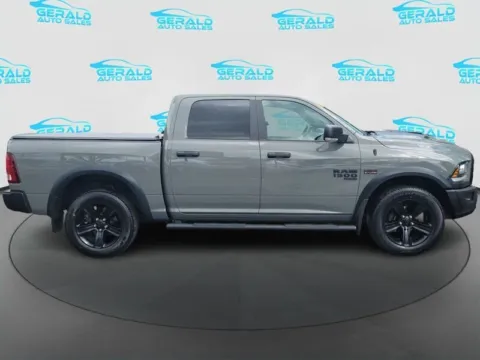 More photos of 2022 Ram 1500 Classic Warlock at Gerald Auto Sales, IL
