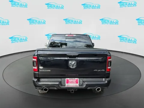 More photos of 2022 Ram 1500 Laramie at Gerald Auto Sales, IL