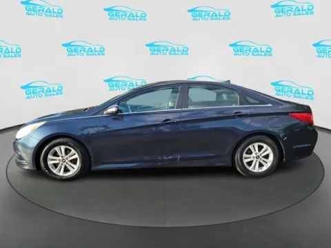 Another view of 2014 Hyundai SONATA GLS for sale in Joliet, IL at Gerald Auto Sales