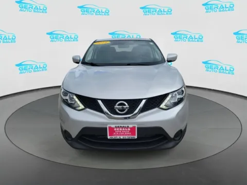 Photos of 2018 Nissan Rogue S for sale in Joliet, IL at Gerald Auto Sales