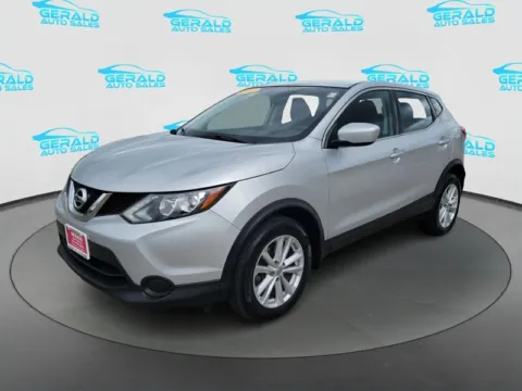 Silver 2018 Nissan Rogue S for sale in Joliet, IL