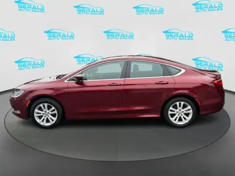 Another view of 2016 Chrysler 200 Limited for sale in Joliet, IL at Gerald Auto Sales