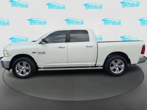 Another view of 2015 Ram 1500 Lone Star for sale in Joliet, IL at Gerald Auto Sales