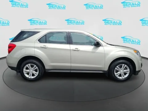 More photos of 2015 Chevrolet Equinox LS at Gerald Auto Sales, IL