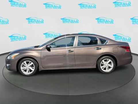 Another view of 2014 Nissan Altima 2.5 SV for sale in Joliet, IL at Gerald Auto Sales