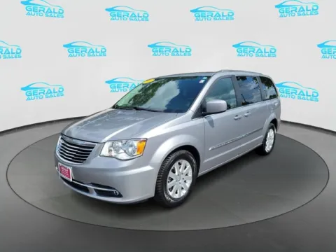 Silver 2016 Chrysler Town and Country Touring for sale in Joliet, IL