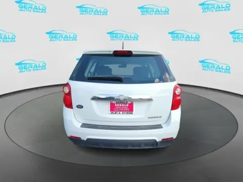 More photos of 2011 Chevrolet Equinox LS at Gerald Auto Sales, IL