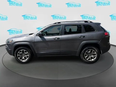 Another view of 2022 Jeep Cherokee Trailhawk for sale in Joliet, IL at Gerald Auto Sales