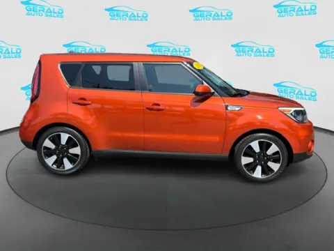 More photos of 2018 Kia Soul + at Gerald Auto Sales, IL