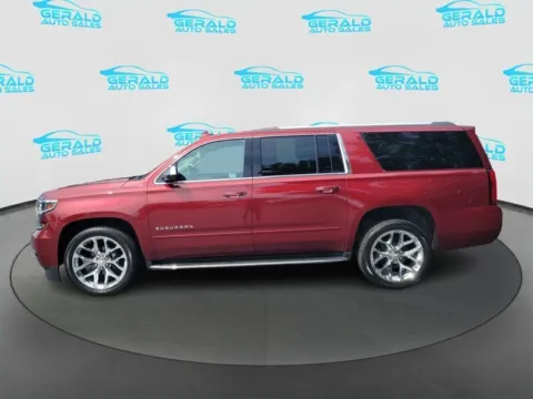 Another view of 2020 Chevrolet Suburban Premier for sale in Joliet, IL at Gerald Auto Sales