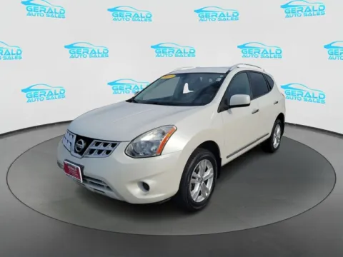 White 2013 Nissan Rogue SV for sale in Joliet, IL