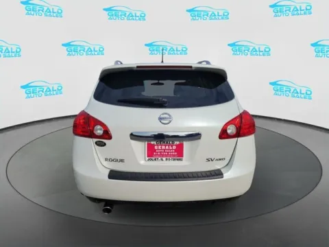 More photos of 2013 Nissan Rogue SV at Gerald Auto Sales, IL