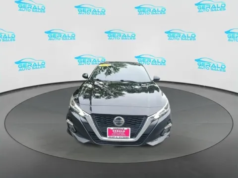 Photos of 2019 Nissan Altima 2.5 SV for sale in Joliet, IL at Gerald Auto Sales