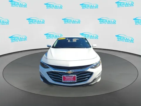 Photos of 2024 Chevrolet Malibu LT for sale in Joliet, IL at Gerald Auto Sales