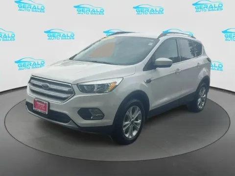 White 2018 Ford Escape SE for sale in Joliet, IL