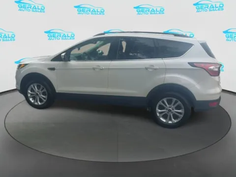 Another view of 2018 Ford Escape SE for sale in Joliet, IL at Gerald Auto Sales