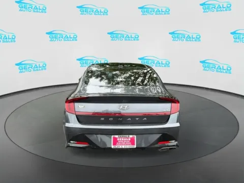 More photos of 2022 Hyundai SONATA SEL Plus at Gerald Auto Sales, IL