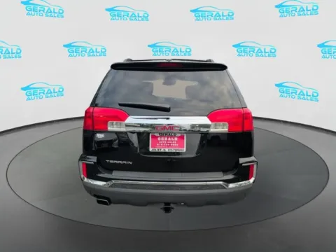 More photos of 2016 GMC Terrain SLT at Gerald Auto Sales, IL