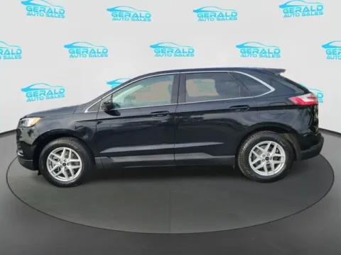 Another view of 2023 Ford Edge SEL for sale in Joliet, IL at Gerald Auto Sales