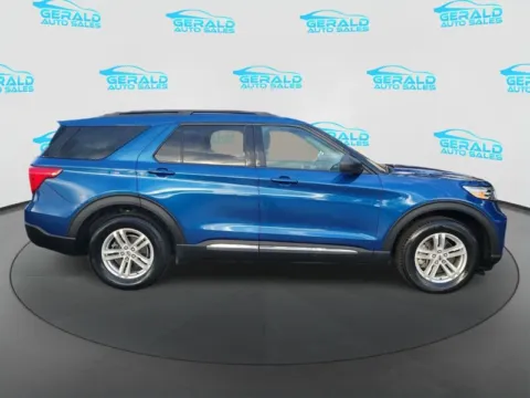 More photos of 2022 Ford Explorer XLT at Gerald Auto Sales, IL