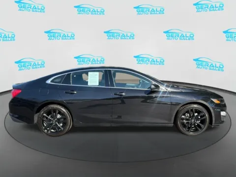 More photos of 2024 Chevrolet Malibu LT at Gerald Auto Sales, IL